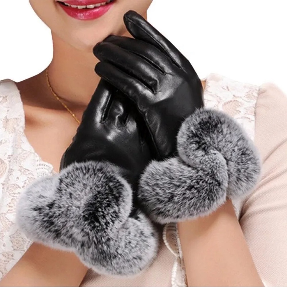 Black Leather Gloves  with Fur Trim